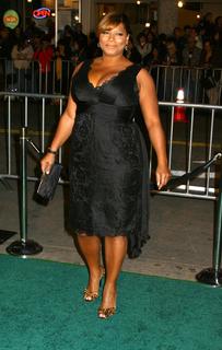 Queen Latifah feet photo thumbnail