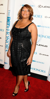Queen Latifah feet photo thumbnail