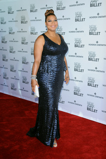 Queen Latifah feet photo thumbnail