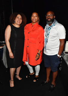 Queen Latifah feet photo thumbnail