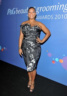 Queen Latifah feet photo thumbnail