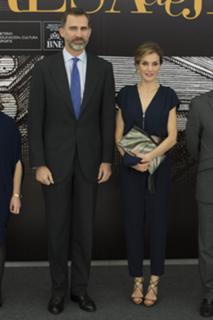 Queen Letizia of Spain feet photo thumbnail