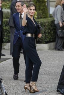 Queen Letizia of Spain feet photo thumbnail