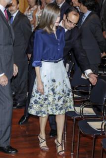 Queen Letizia of Spain feet photo thumbnail