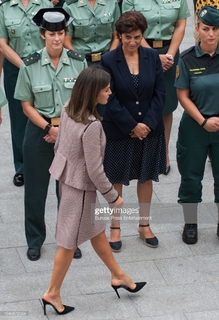 Queen Letizia of Spain feet photo thumbnail
