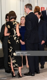 Queen Letizia of Spain feet photo thumbnail