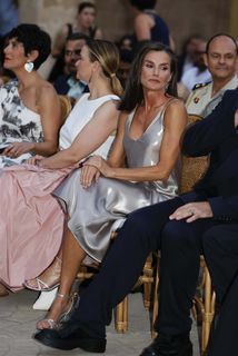 Queen Letizia of Spain feet photo 2