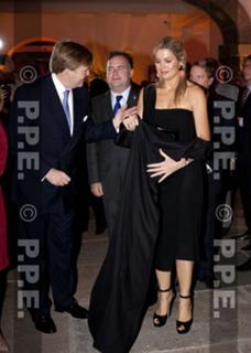 Queen Máxima of the Netherlands feet photo thumbnail