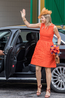 Queen Máxima of the Netherlands feet photo thumbnail