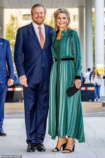 Queen Máxima of the Netherlands feet photo thumbnail