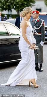 Queen Máxima of the Netherlands feet photo thumbnail