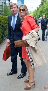 Queen Máxima of the Netherlands feet photo thumbnail