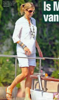 Queen Máxima of the Netherlands feet photo thumbnail