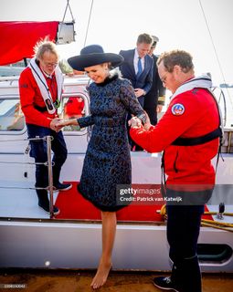 Queen Máxima of the Netherlands feet photo thumbnail