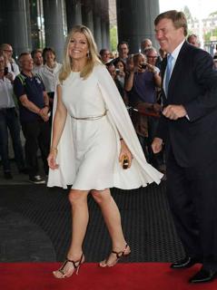 Queen Máxima of the Netherlands feet photo thumbnail