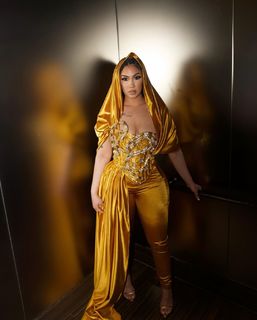 Queen Naija feet photo thumbnail