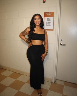 Queen Naija feet photo thumbnail