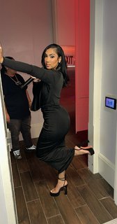 Queen Naija feet photo thumbnail