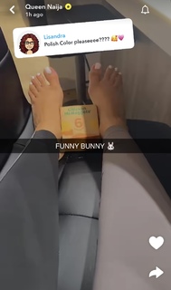 Queen Naija feet photo thumbnail
