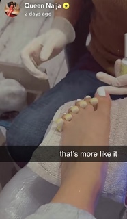 Queen Naija feet photo thumbnail
