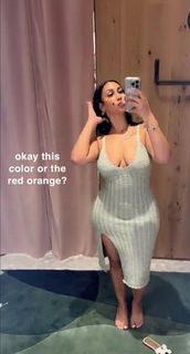 Queen Naija feet photo thumbnail