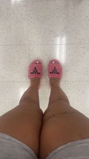 Queen Naija feet photo thumbnail