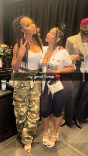 Queen Naija feet photo thumbnail