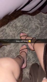 Queen Naija feet photo thumbnail
