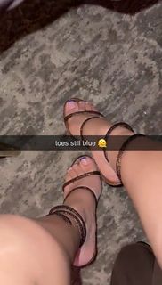 Queen Naija feet photo thumbnail