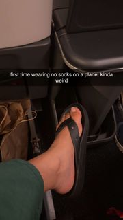Queen Naija feet photo 3
