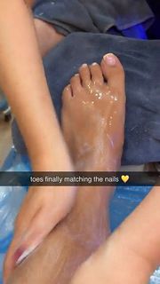 Queen Naija feet photo 2