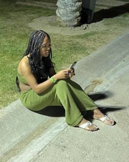 Quenlin Blackwell feet photo 10