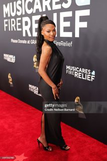 Quenlin Blackwell feet photo 10
