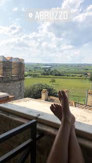 Queralt Badalamenti feet photo 7