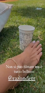 Queralt Badalamenti feet photo 9