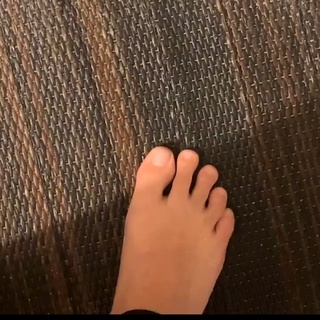 Queralt Badalamenti feet photo 3