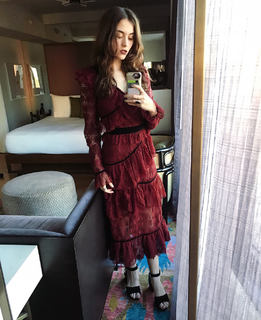 Quinn Shephard feet photo 3