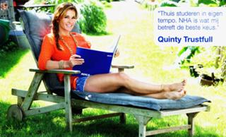Quinty Trustfull feet photo 13