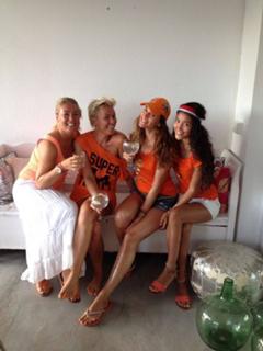 Quinty Trustfull feet photo 9
