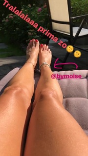 Quinty Trustfull feet photo 7
