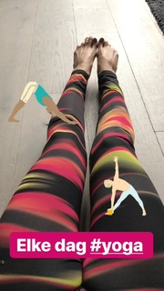 Quinty Trustfull feet photo 11