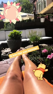 Quinty Trustfull feet photo 5