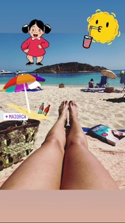 Quinty Trustfull feet photo 19