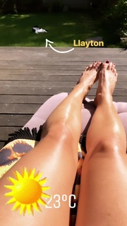 Quinty Trustfull feet photo 16
