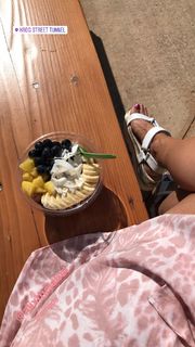 Quinty Trustfull feet photo 7