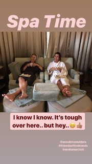 Quinty Trustfull feet photo 10