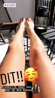 Quinty Trustfull feet photo 5