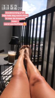 Quinty Trustfull feet photo 16