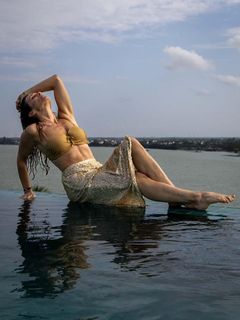 Quinty Trustfull feet photo 11
