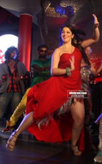 Raai Laxmi feet photo thumbnail